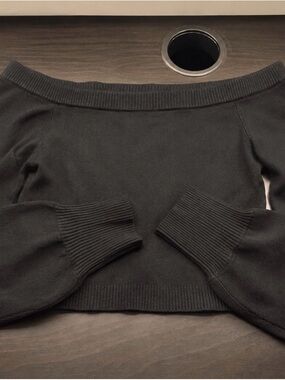 Garage Black Off-Shoulder Cropped Knit Top